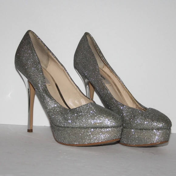 Guess Elsea Heels size 8.5